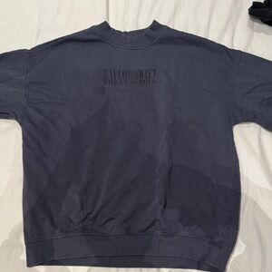 Taylor Swift Women’s Dark Blue Crewneck Sweatshirt.